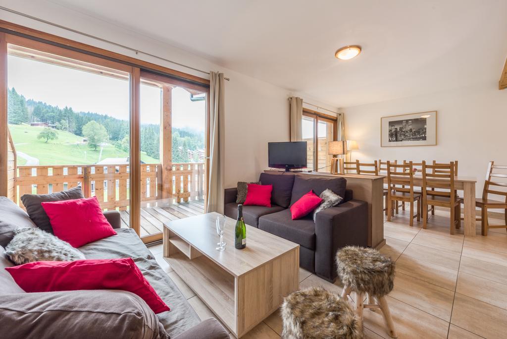 L'Eden Ski Aux Pieds Морийон Номер фото